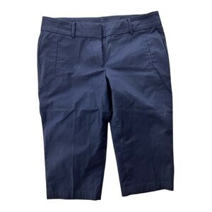 Ann Taylor Size 6 Bermuda shorts like new. Color is navy, like new